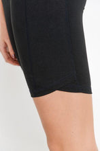 Load image into Gallery viewer, Highwaist Bermuda Leggings with Vertical Zipper