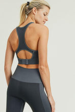 Load image into Gallery viewer, Chevron Track Seamless Hybrid Racerback Sports Bra
