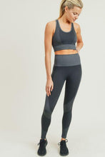 Load image into Gallery viewer, Chevron Track Seamless Hybrid Racerback Sports Bra