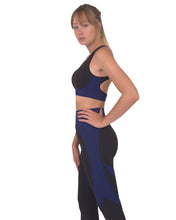 Load image into Gallery viewer, Trois Seamless Sports Bra - Black with Navy